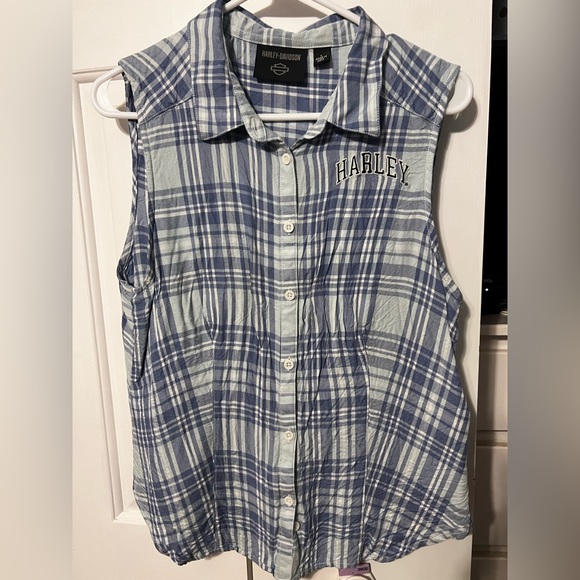 Harley Davidson Button Up Top - Picture 5 of 7